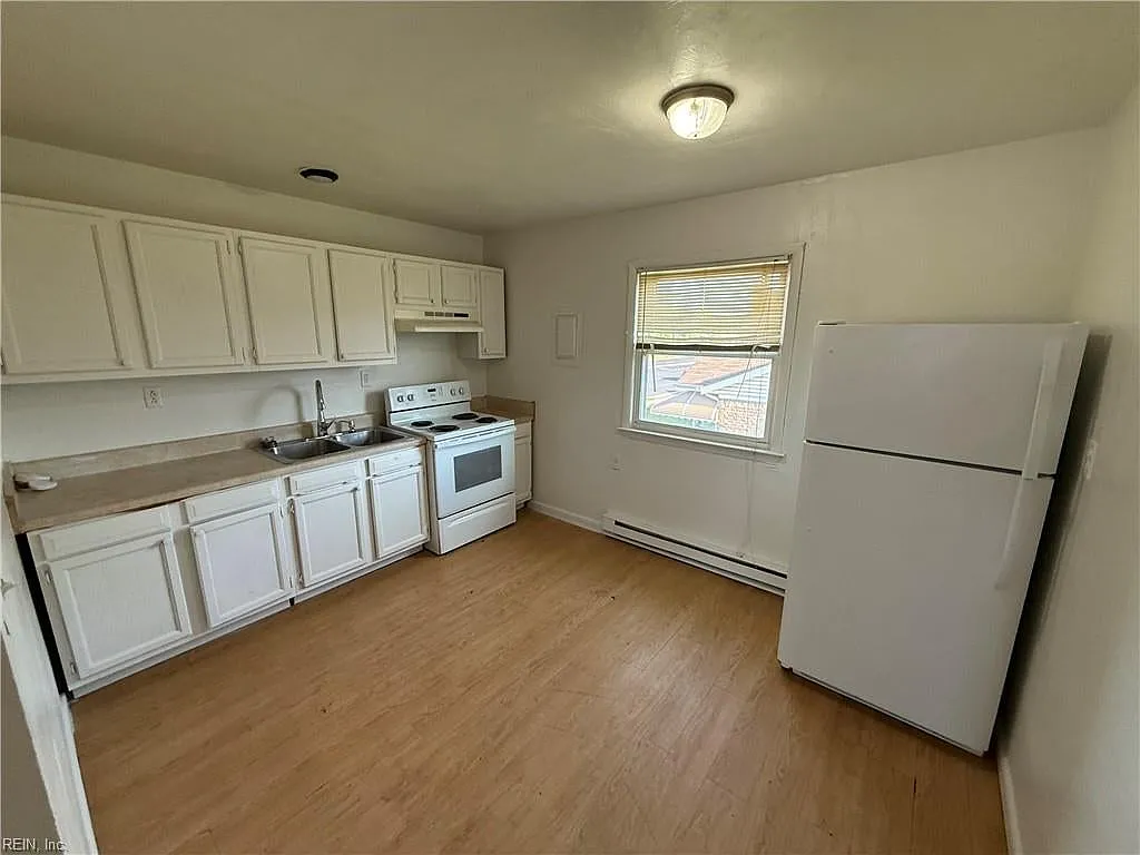 2 bed, 1.0 bath, 800 sqft, $1,150 — Photo 2