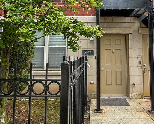 757 W Evergreen Ave #A Photo 1
