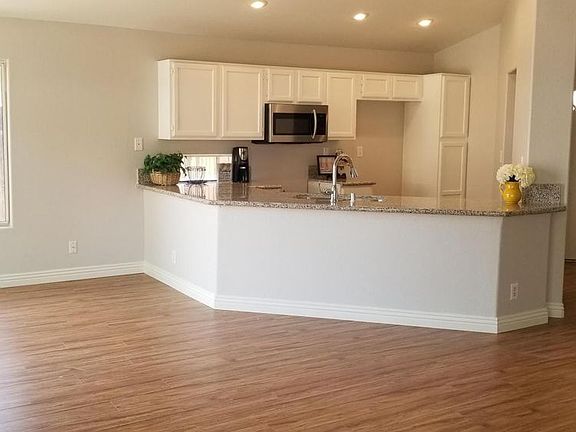 3rd image of 45018 Palo Vista Dr