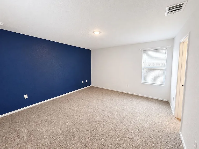 20407 Red Coral — Photo 12
