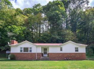231 Fox Rd, Mars Hill, NC 28754