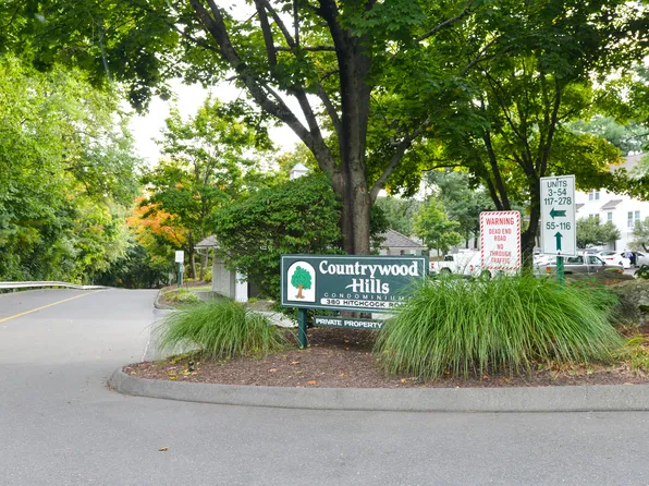 380 Hitchcock Road #216, Waterbury, CT 06705