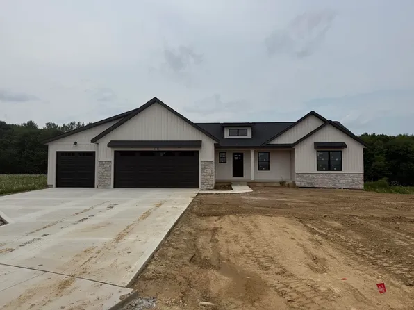 3266 Stoney Hill Ct, Wayland, MI 49348
