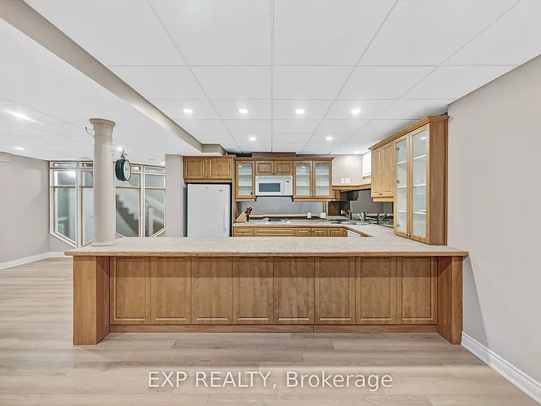 598 Lyman Blvd — Photo 37