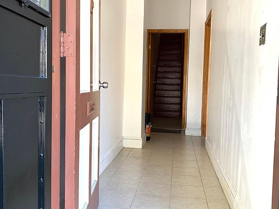 2nd image of 2220 E 15th St Floor 1