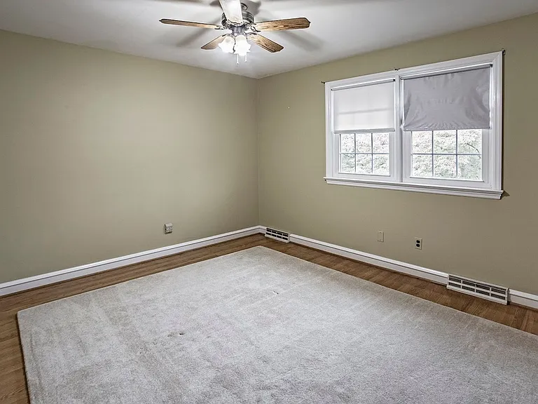 705 Ashford Rd — Photo 51