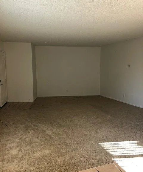 207 W Marquita #3 — Photo 6