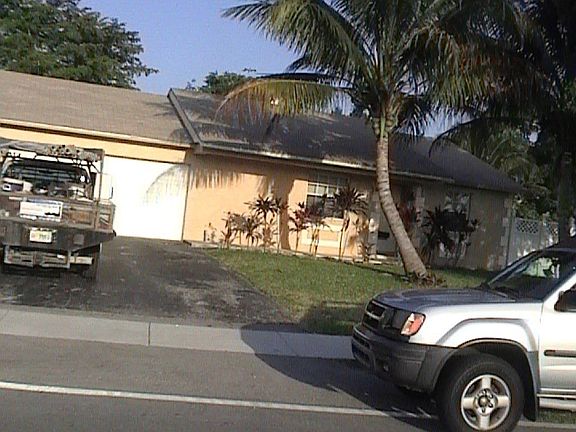 2nd image of 711 E Boulevard Chatelaine