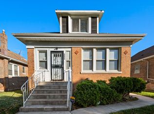 8449 S Rhodes Ave, Chicago, IL 60619