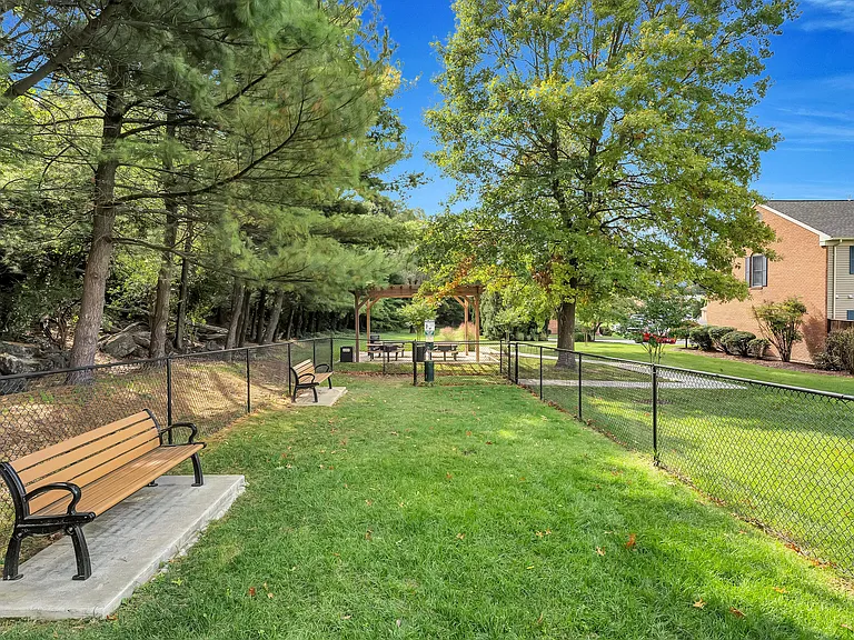 Linden at Elmtree — Photo 8