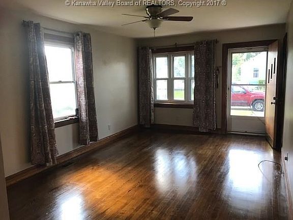 2nd image of 2116 Lincoln Ave