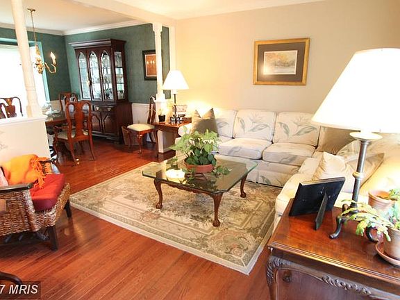3rd image of 5509 De Soto St