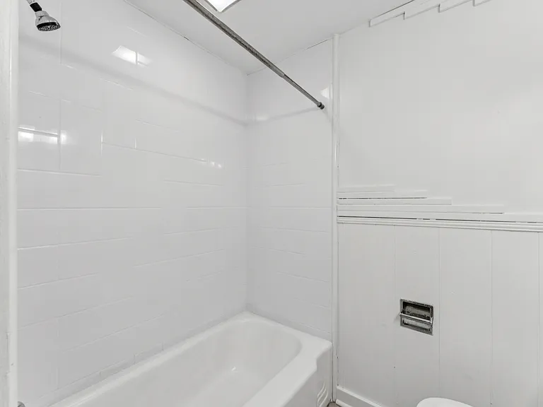 417 Price Dr — Photo 32