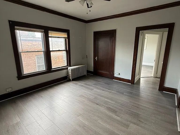 1685 Lincoln Ave — Photo 2