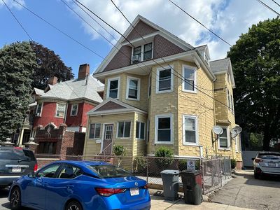 4 Ruthven St, Boston, MA, 02121