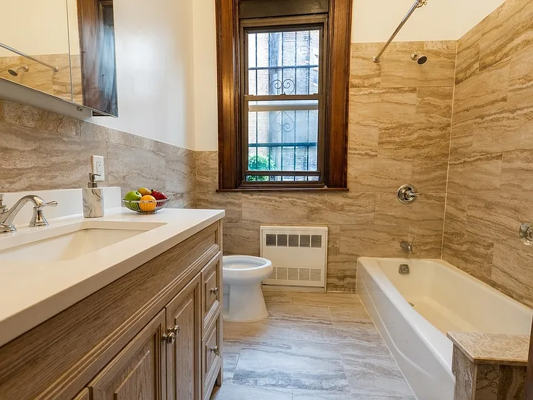 248 W 73rd St #1G — Photo 6