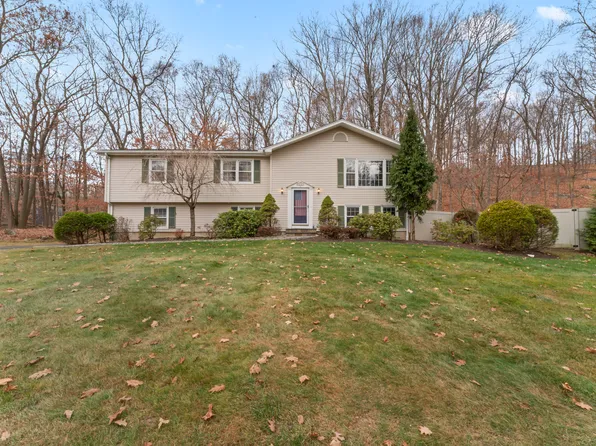 9 Judith Drive, Danbury, CT 06811