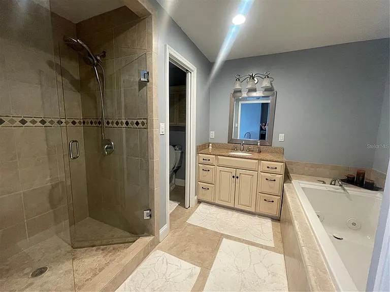 3030 W Helen Ave — Photo 33