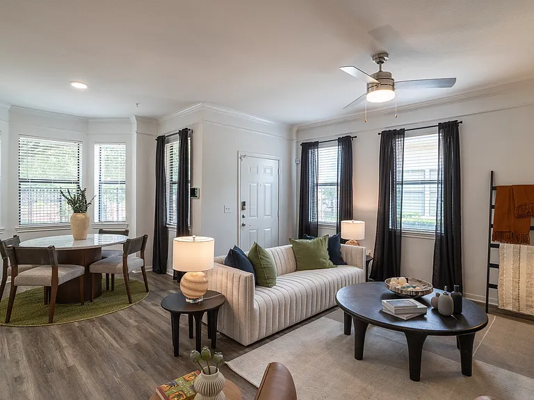 Grand Villas at Cinco Ranch — Photo 12