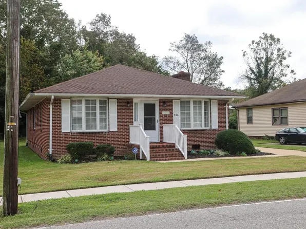 908 Old Buckroe Rd, Hampton, VA 23663