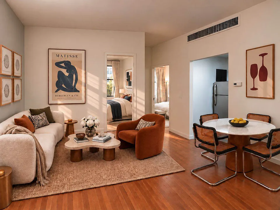 46 W 14th St #6R