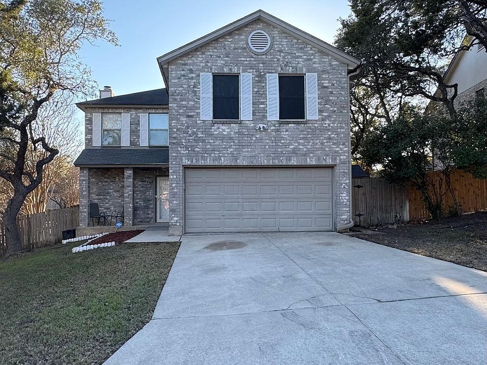 1st image of 15719 Persimmon Hill Dr