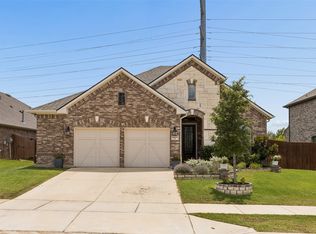 14713 Spitfire Trl, Roanoke, TX 76262