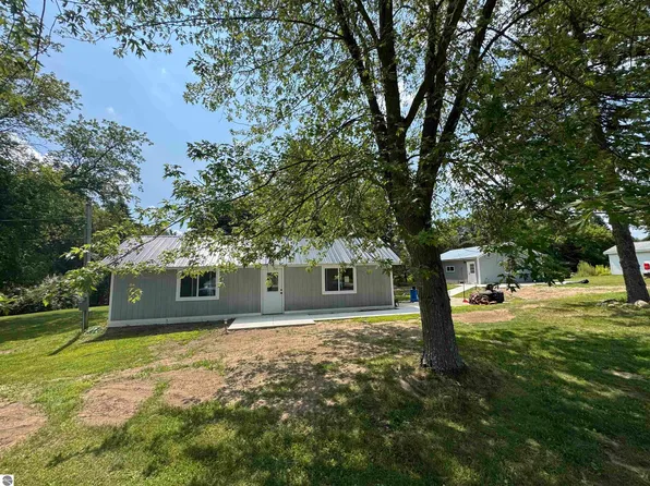 978 E M 55, West Branch, MI 48661