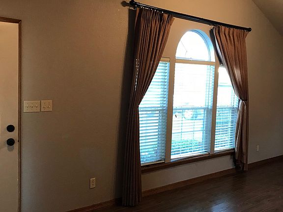 4th image of 9464 E Birchwood Dr