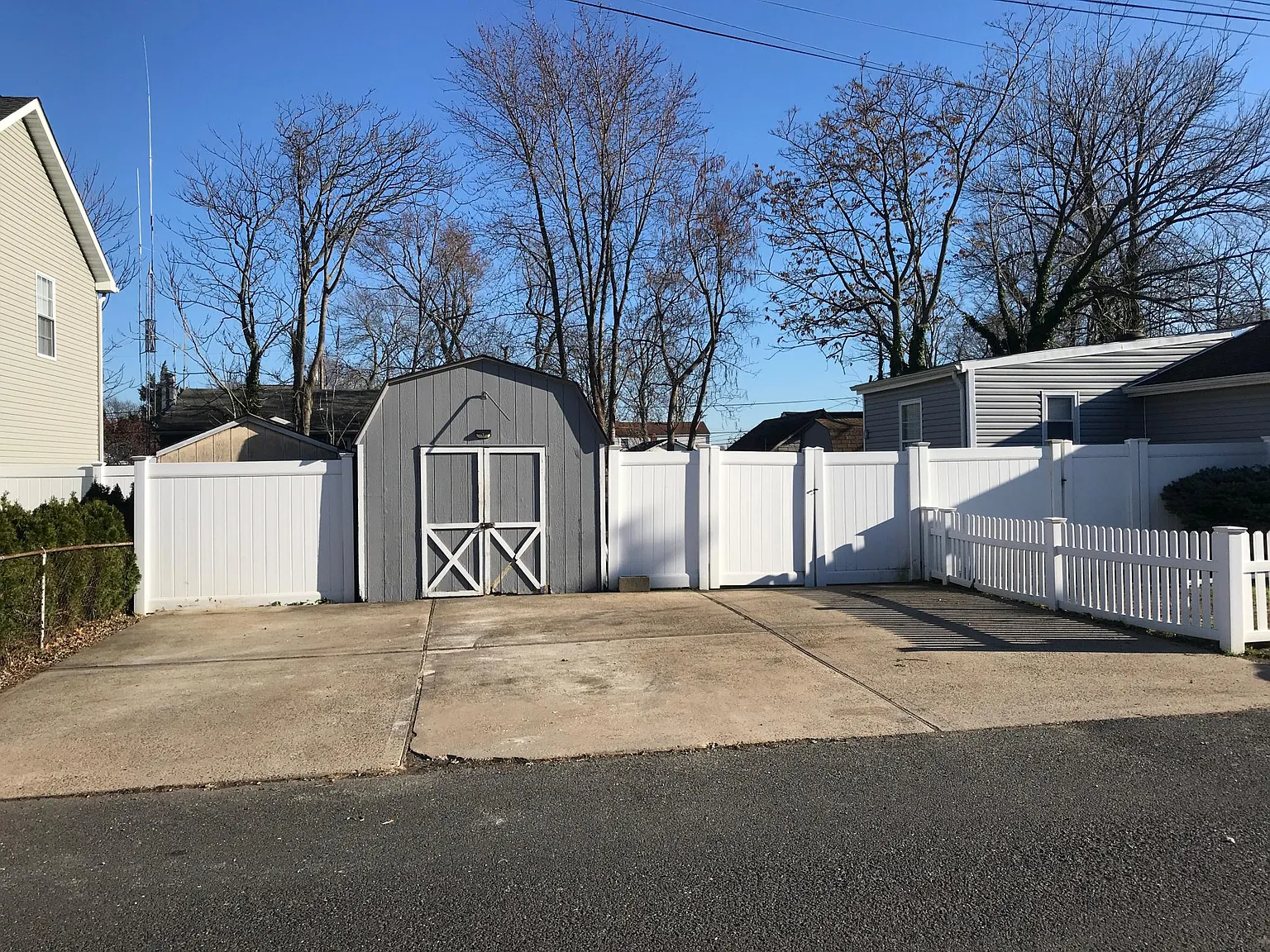 2 bed, 954 sqft, $2,500 — Photo 2