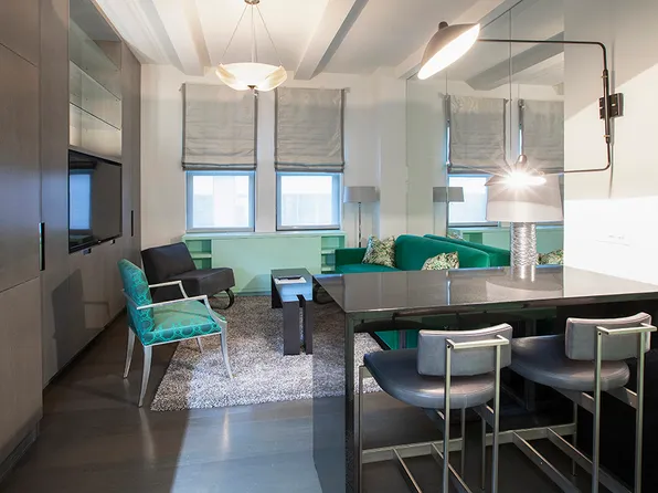 150 West 51st Street image 1 of 12