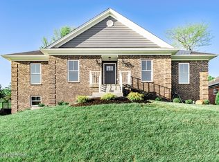 1412 Nightingale Ln, Goshen, KY 40026