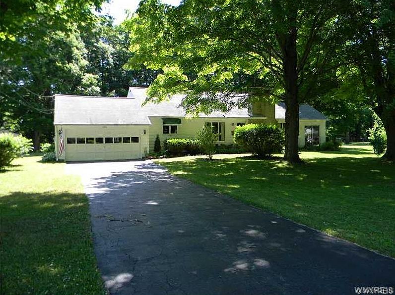 1st image of 10678 Markham Dr