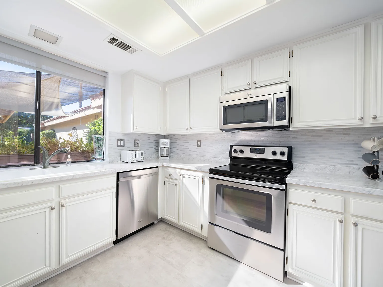 2 bed, 1303 sqft, $2,850 — Photo 4