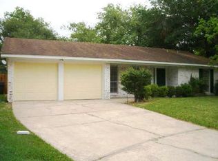 9302 Highmeadow Dr, Houston, TX 77063