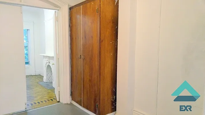 Rented by EXR | media 45