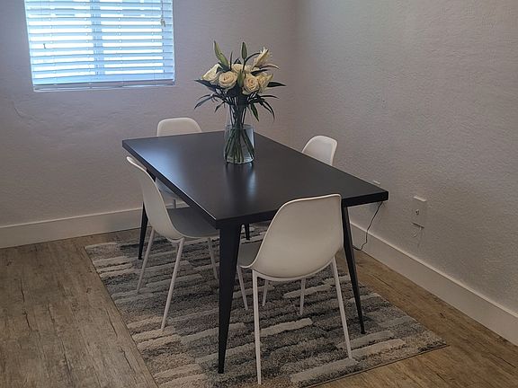 4th image of 820 Euclid Ave APT 301