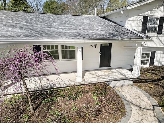 3rd image of 1731 Baird Rd