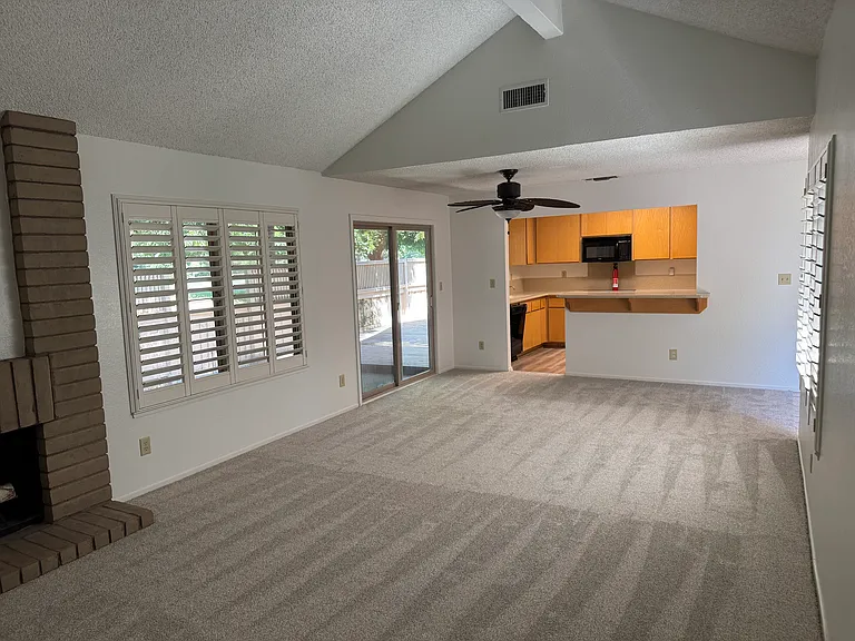 3133 Swallows Nest Dr — Photo 4