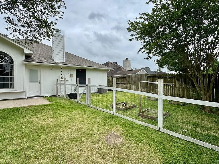 15027 Winding Black Cherry Ln — Photo 33