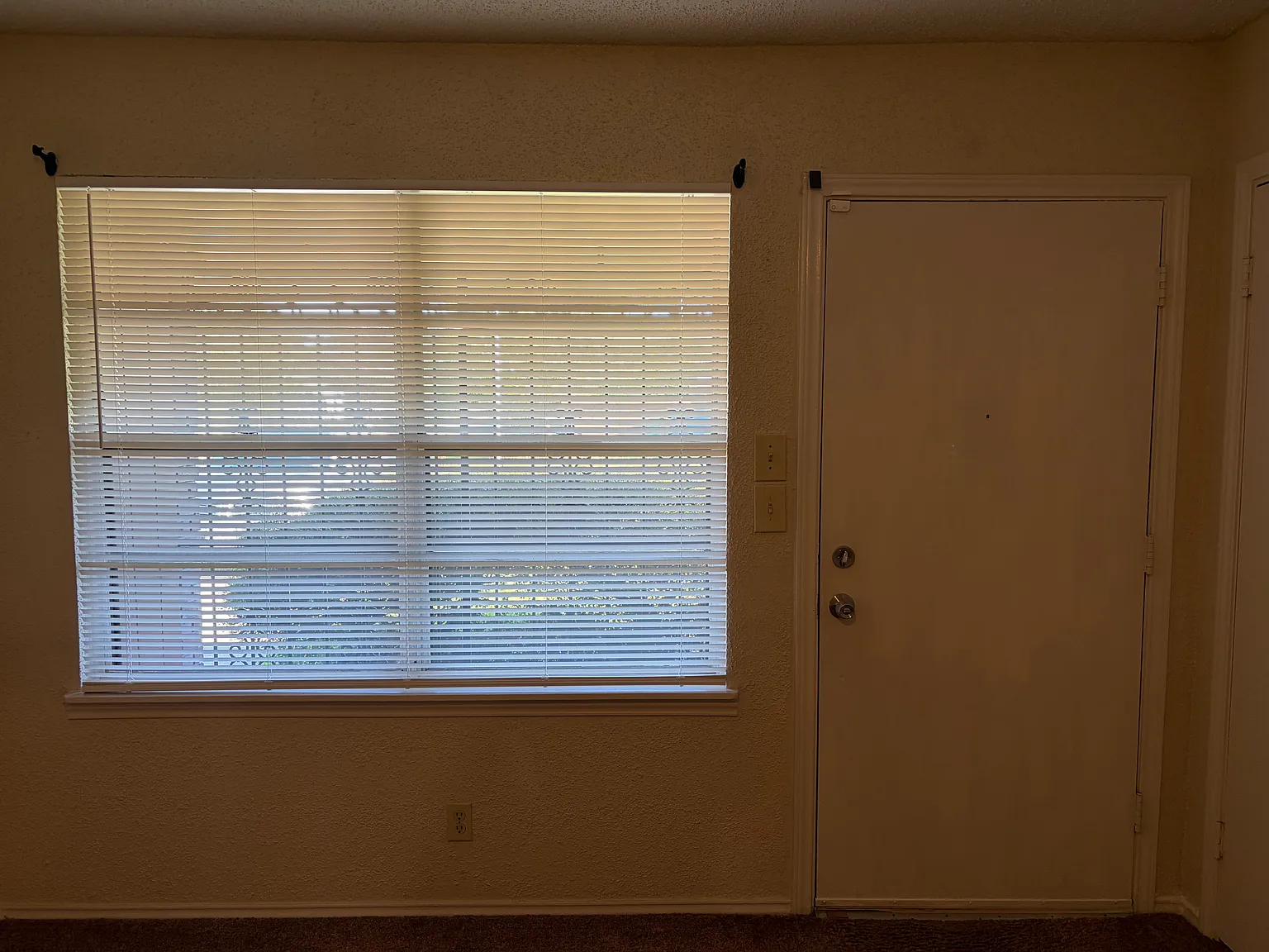 3 bed, 1210 sqft, $1,550 — Photo 4