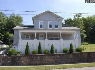 430 E Wood St, Lowellville, OH 44436