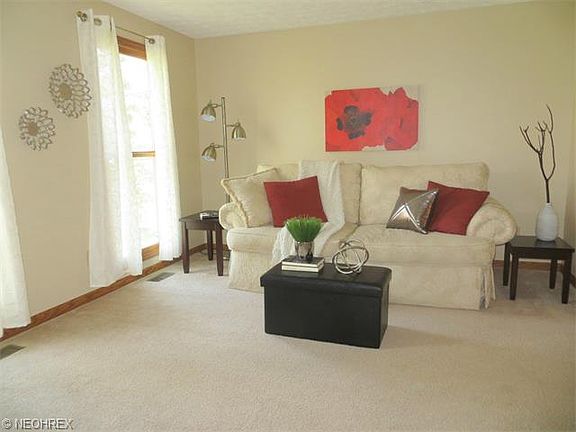3rd image of 10494 Belmeadow Dr