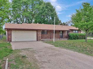 3325 N Perry Ave, Wichita, KS 67204