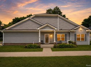 1710 Carlisle St, Howell, MI 48855