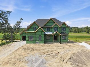 9620 Creekview Dr, Saint John, IN 46373