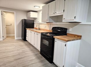 13 Egypt Rd #B, Gray, ME 04039
