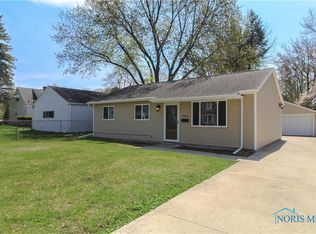 3819 Donegal Ln, Toledo, OH 43623