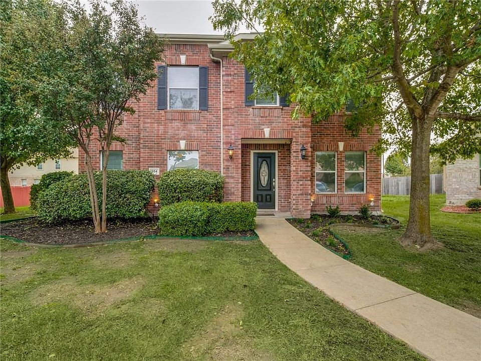 1st image of 604 Goldenrod Ct
