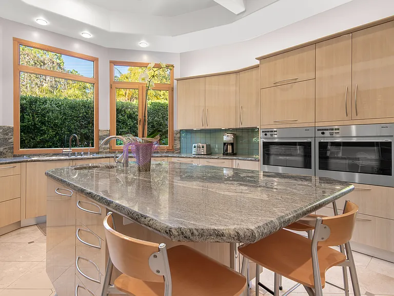 1650 Mesa Ridge Ave — Photo 15